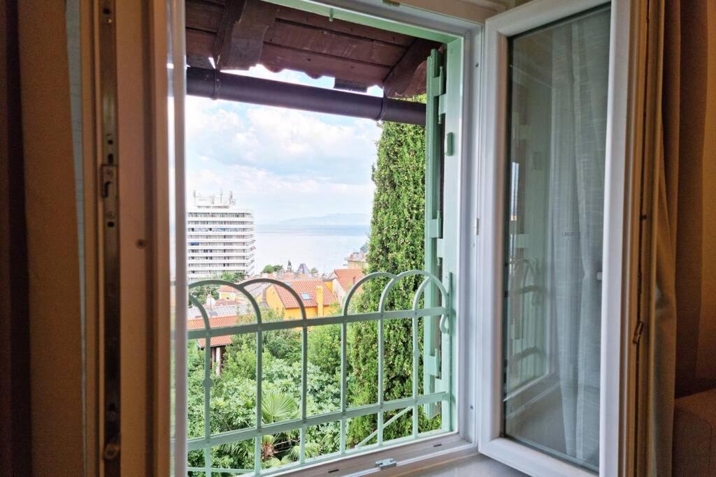 Apartment Julija Opatija Bagian luar foto